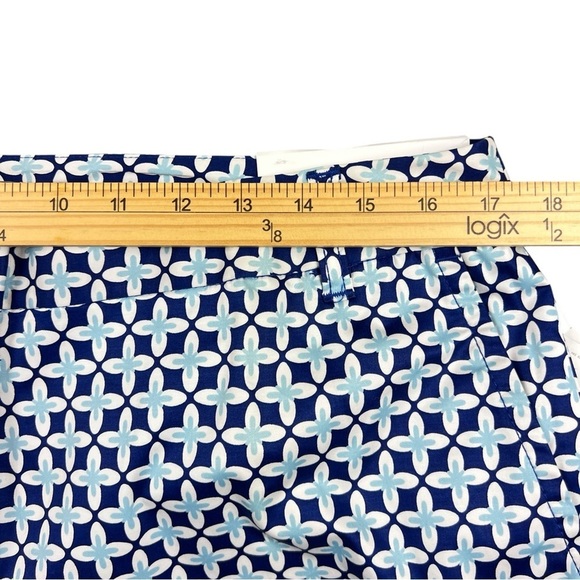 Liz Claiborne Shorts Women's 14 Sloane Floral Patterned Cuffed Hem Blue Pockets - Picture 10 of 12